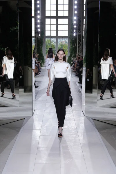 Look 21